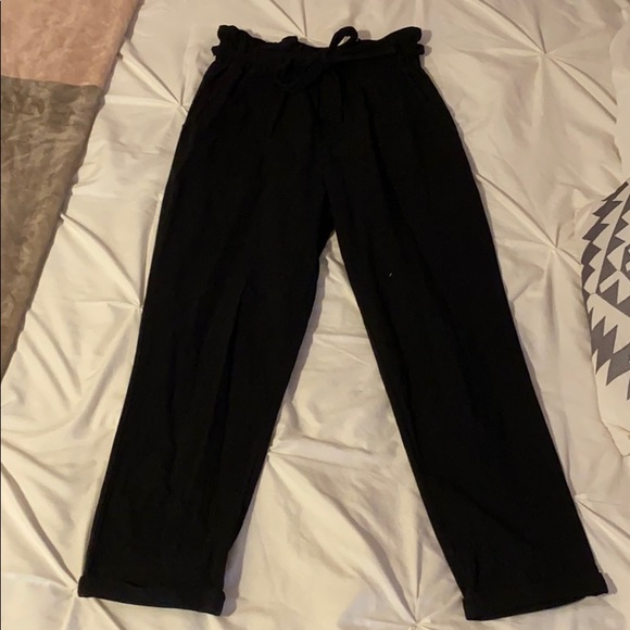 Capri Belted Paperbag Waist Pants - Picture 2 of 2
